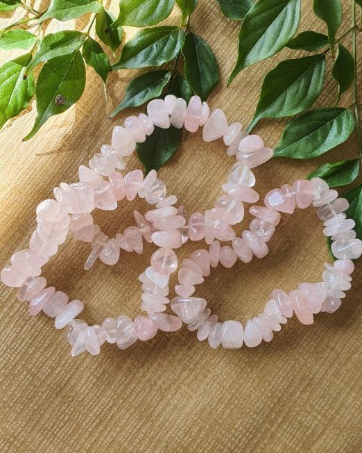 Rose Quartz Crystal Chip Medium Bracelet